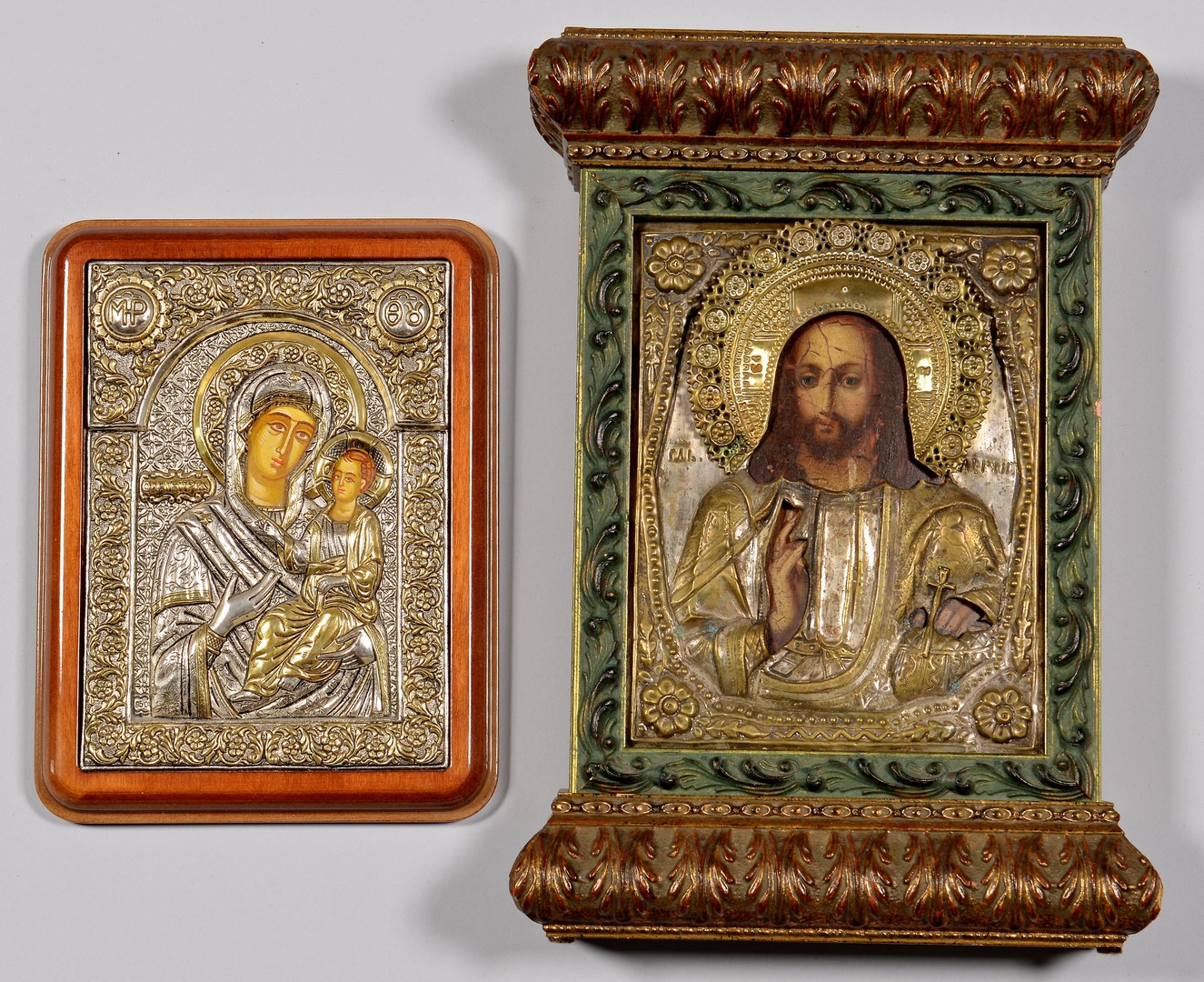 Lot 226: Grouping of 4 Russian and Greek Icons