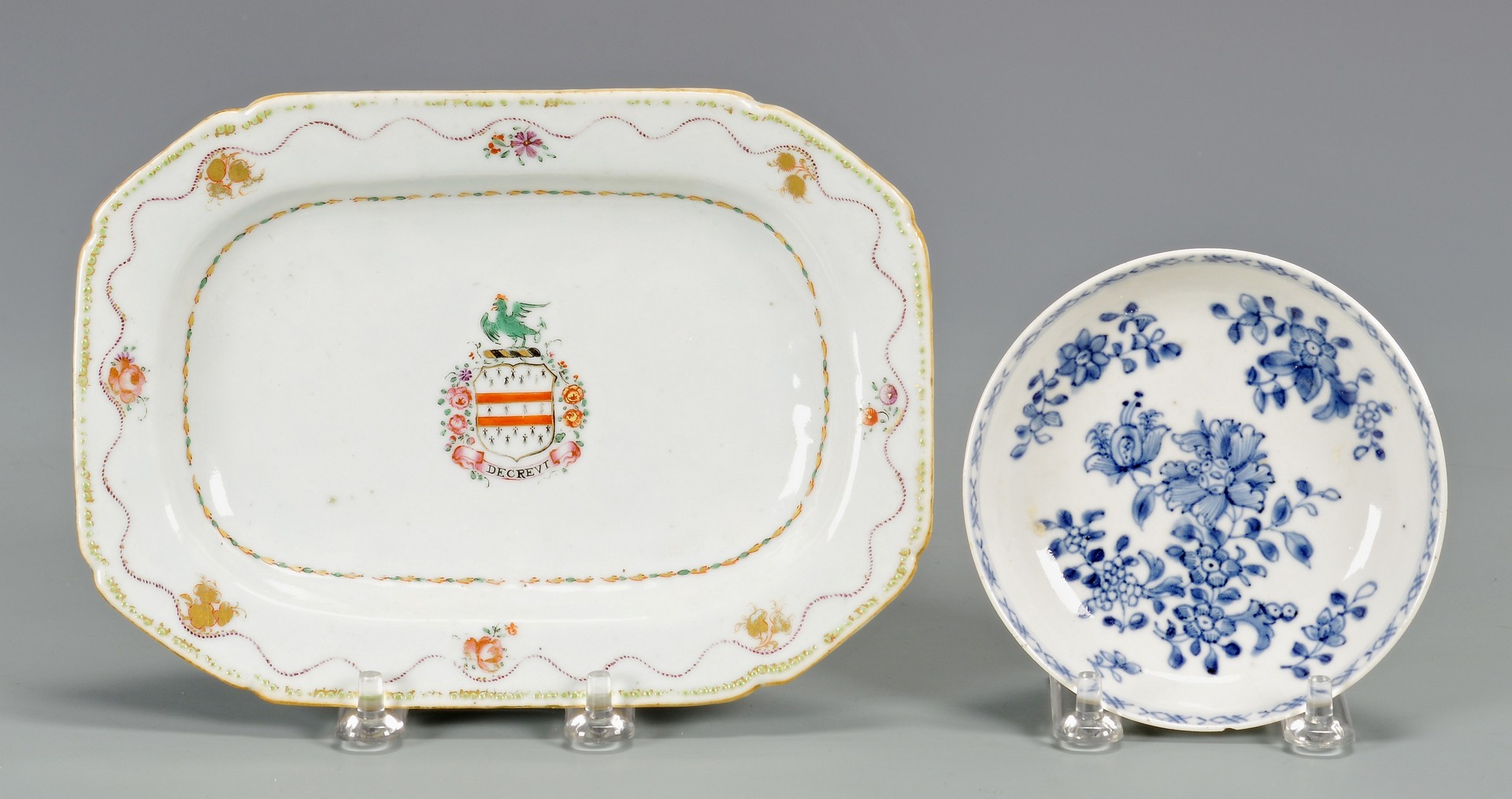 Lot 23: 5 Chinese Export Items inc. Armorial