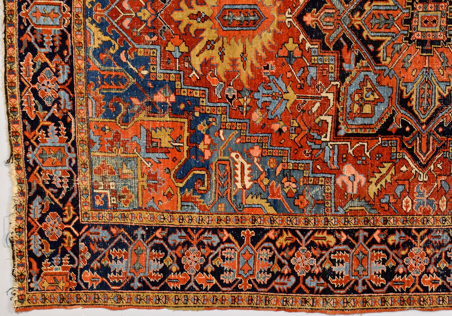 Lot 251: Persian Tabriz or Heriz Rug, 10'8" x 7'5"