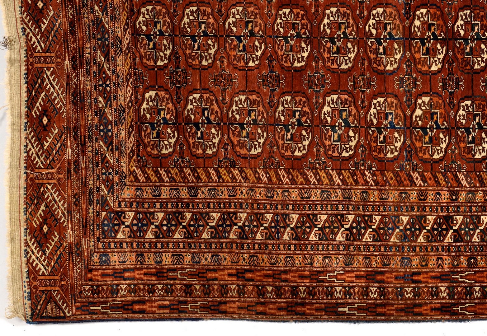 Lot 255: Semi-antique Tekke Turkoman rug
