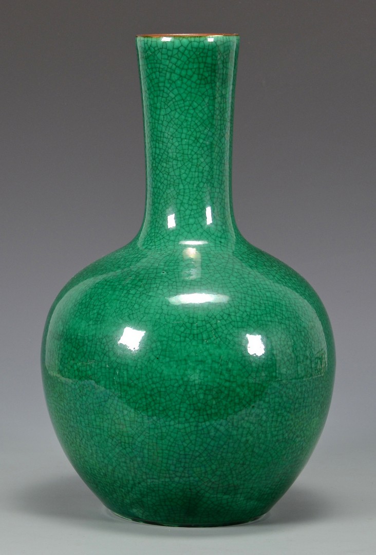 Lot 25: Chinese Green Monochrome Bottle Vase