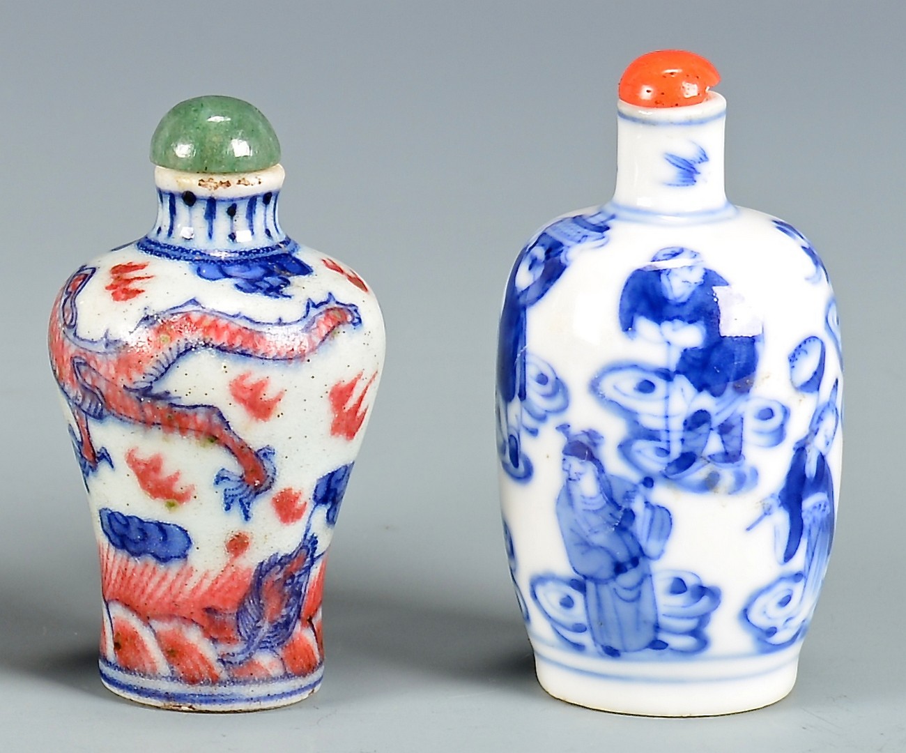 Lot 2: 4 Chinese Blue & White Porcelain Snuff Bottles