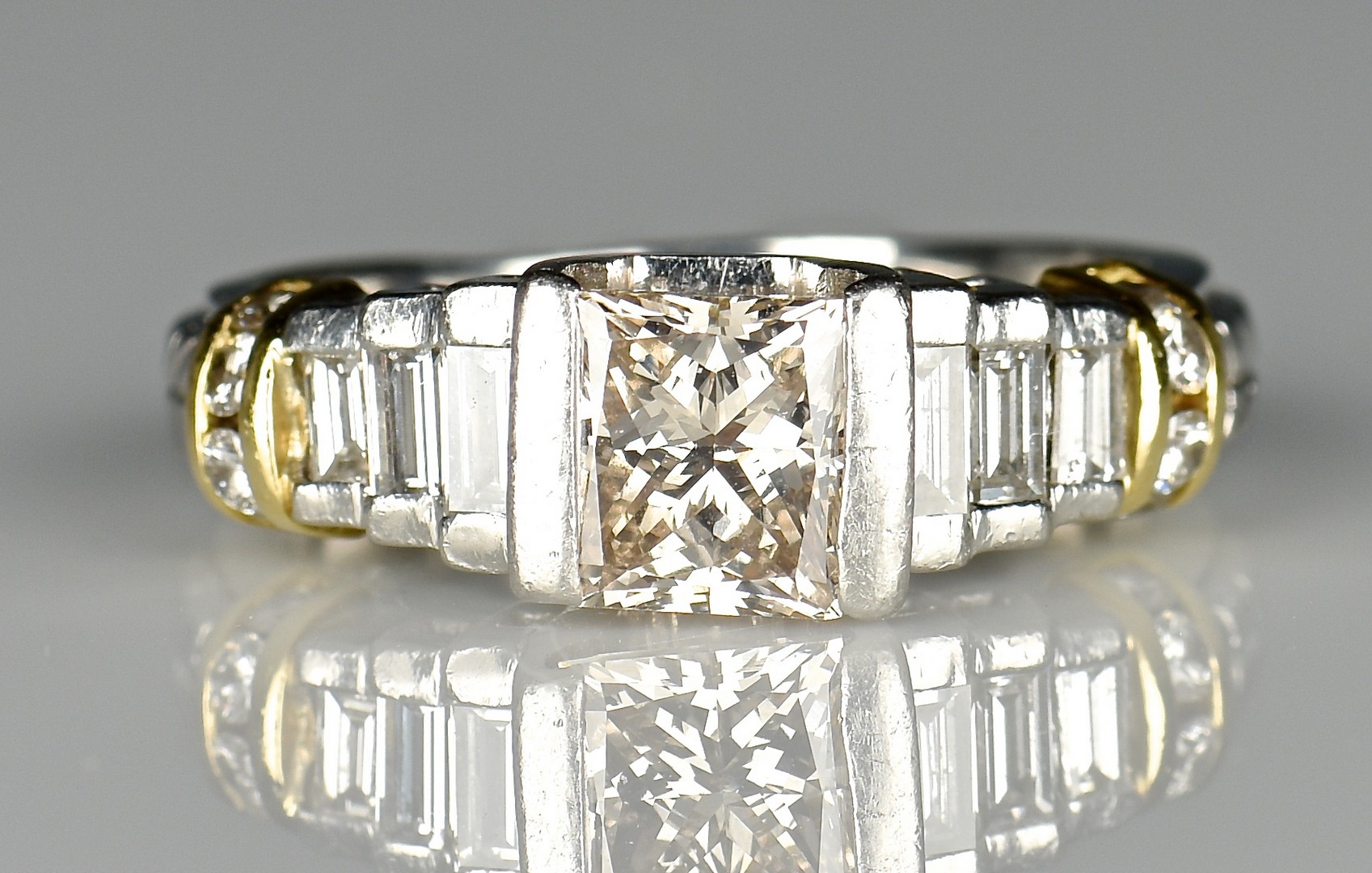 Lot 361: Platinum 18K Princess Cut Diamond Ring
