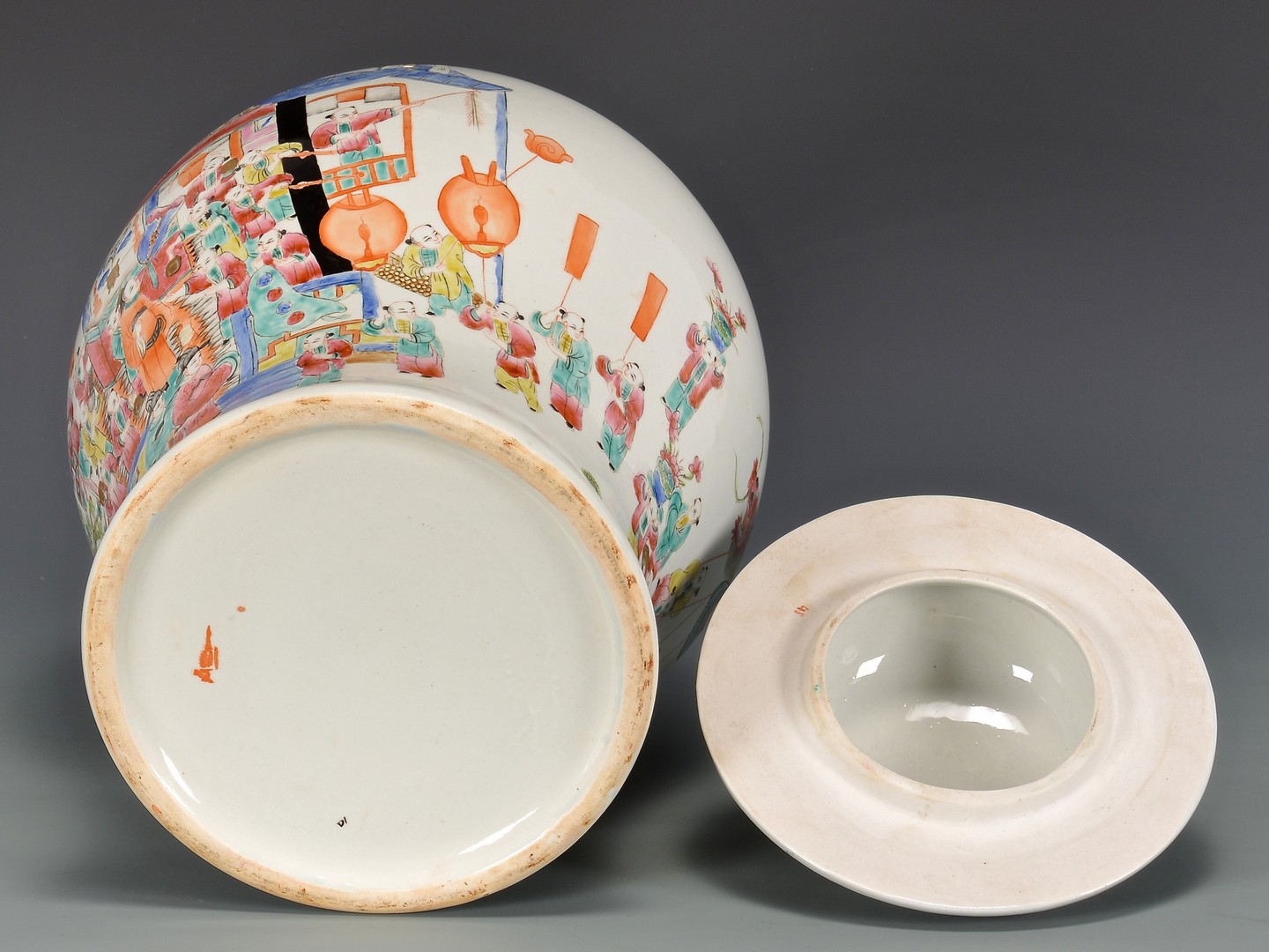 Lot 408: Temple Jar, Chinese New Year scene