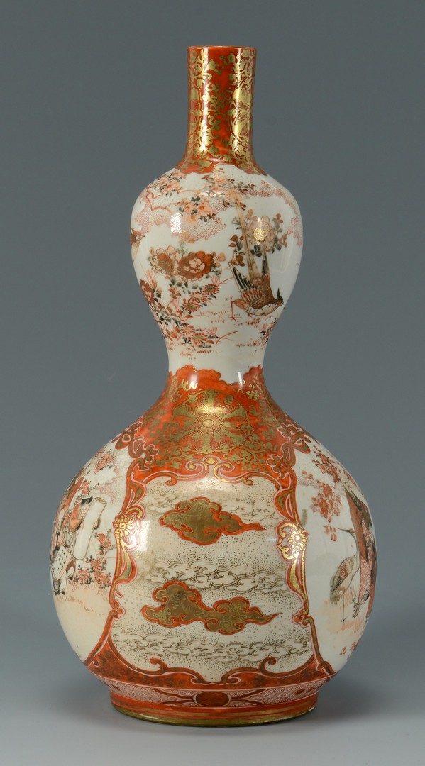 Lot 420: Japanese Kutani Double Gourd Vase & Bottle Vases