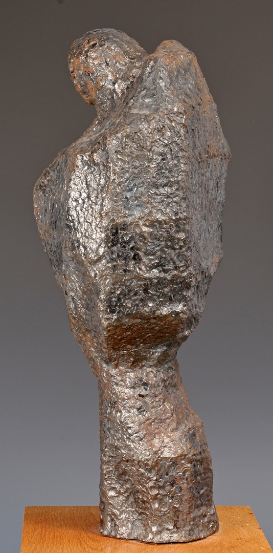 Lot 452: Abstract metal sculpture