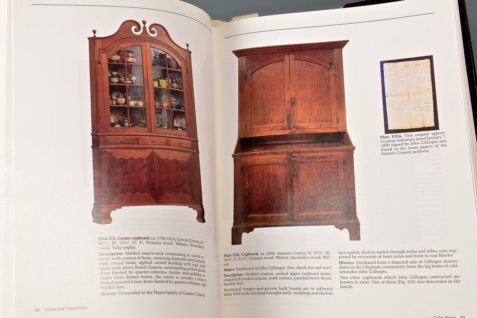 Lot 563: Book: Art & Mystery of TN Furniture