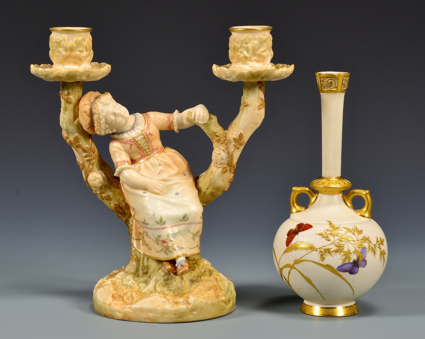 Lot 598: 6 English Royal Worcester Porcelain Items
