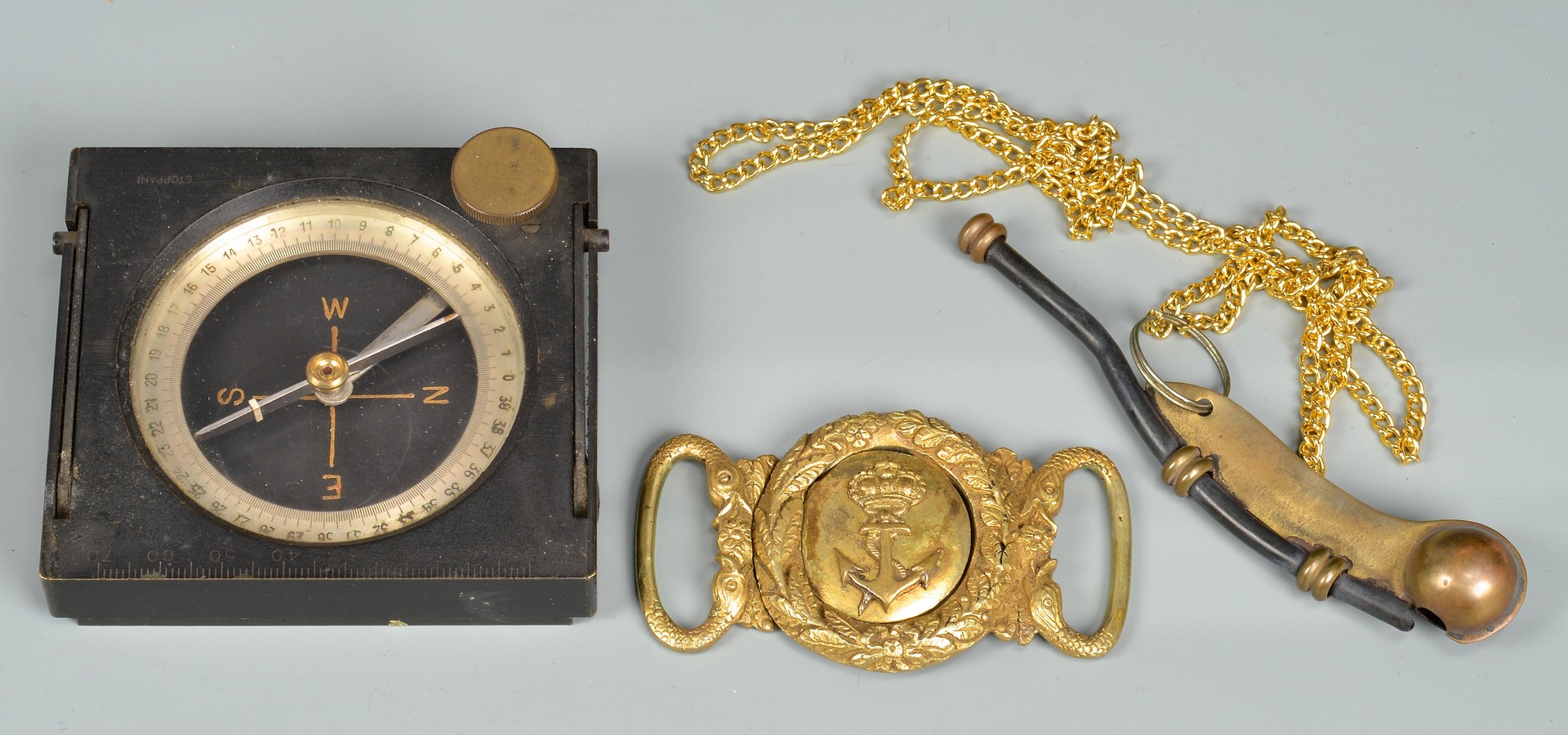 Lot 637: Gold Rush Scale, Navy Buckle and 5 other assorted