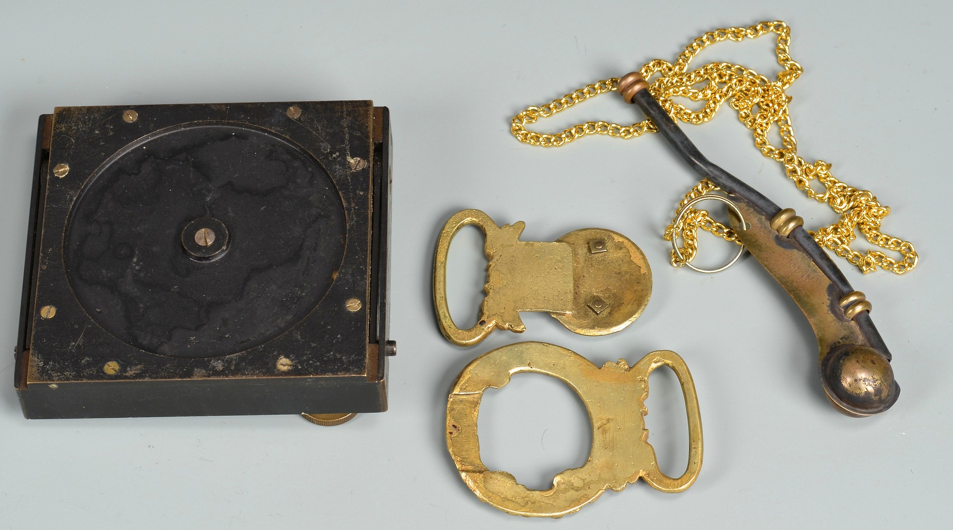 Lot 637: Gold Rush Scale, Navy Buckle and 5 other assorted