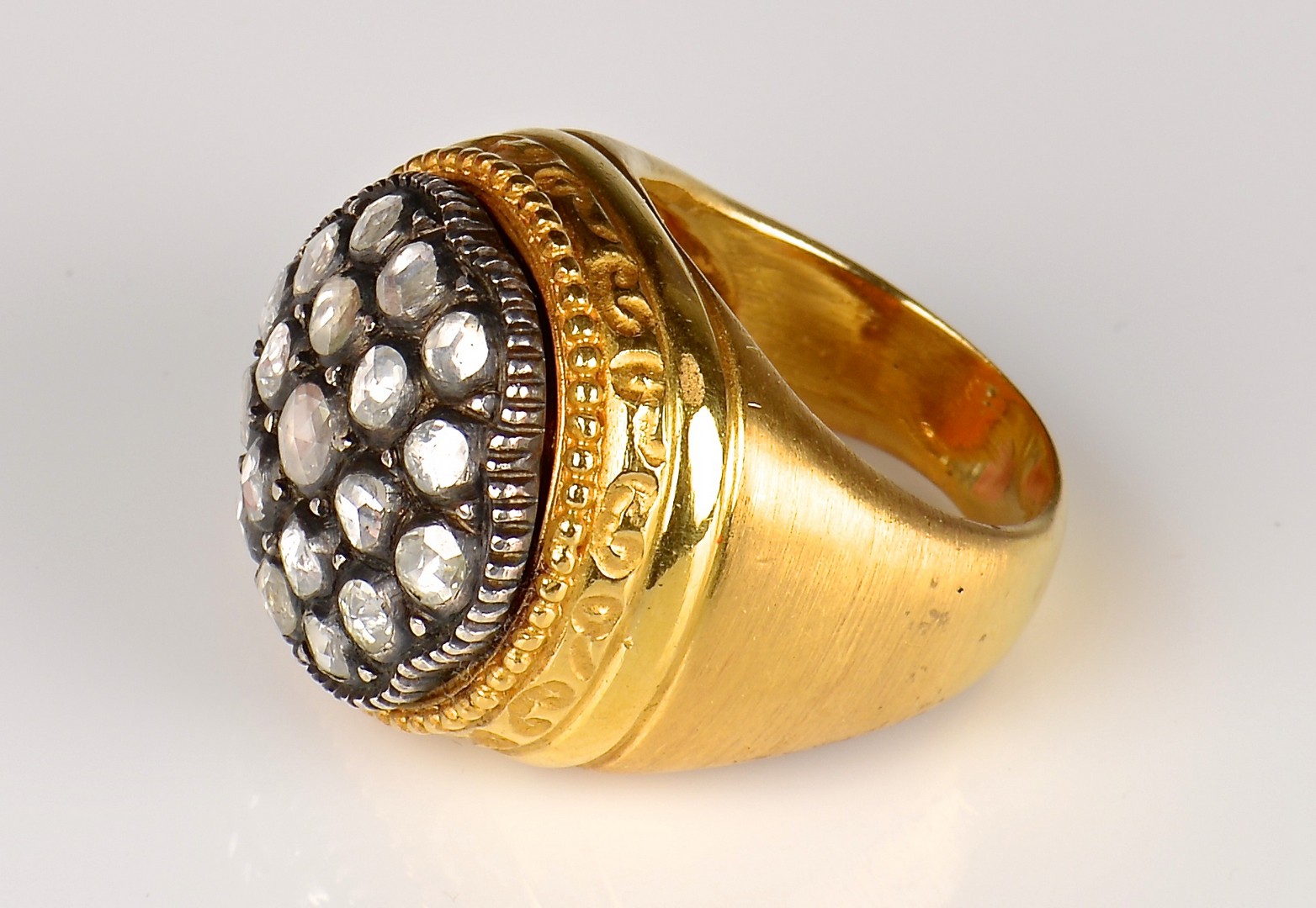 Lot 63: 22K Etruscan style Ring with Rose Cut Diamonds