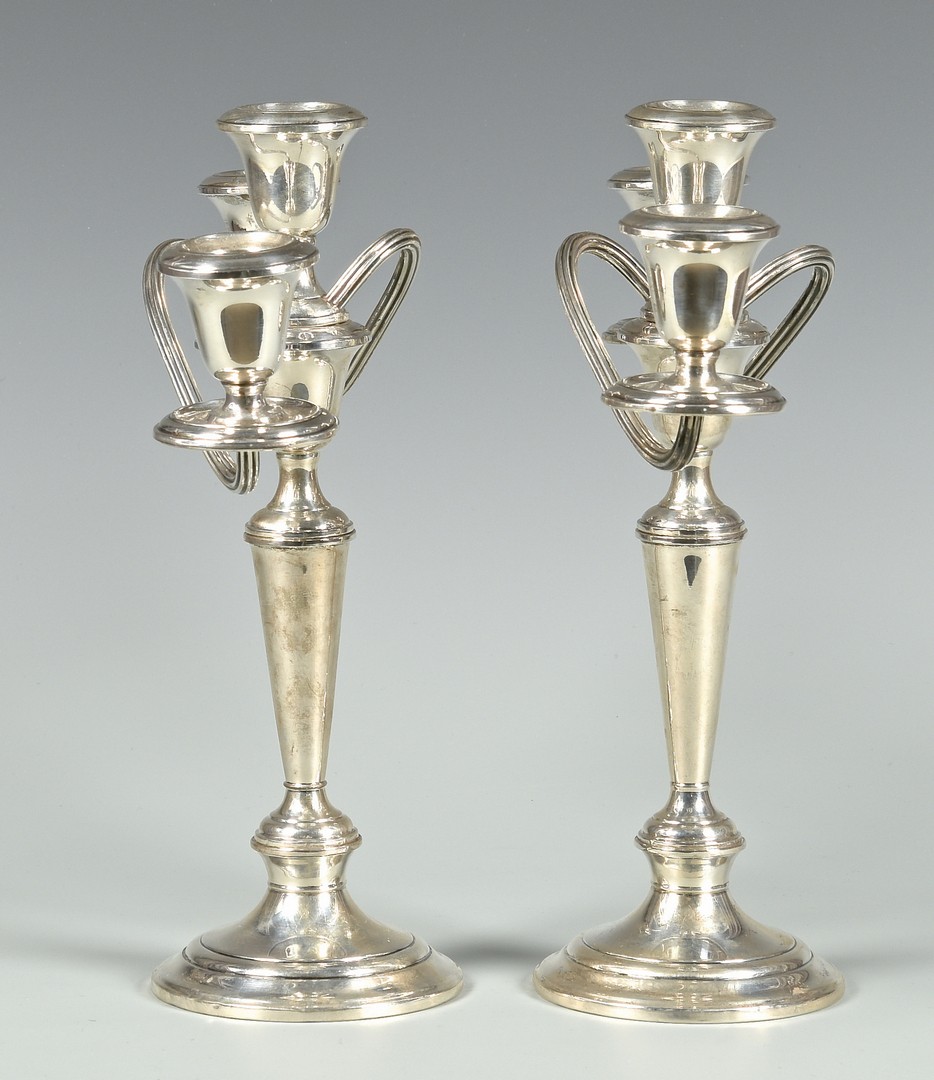 Lot 720: Group of 4 Glass & Silver Items