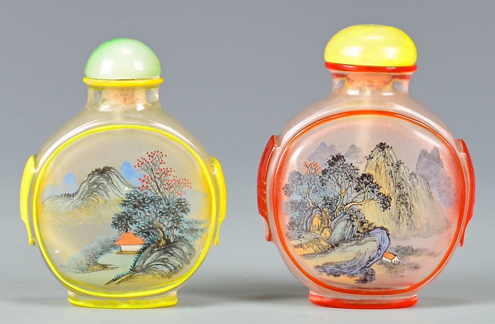 Lot 749: 3 Chinese Porcelain & 2 Painted Peking Glass Snuff