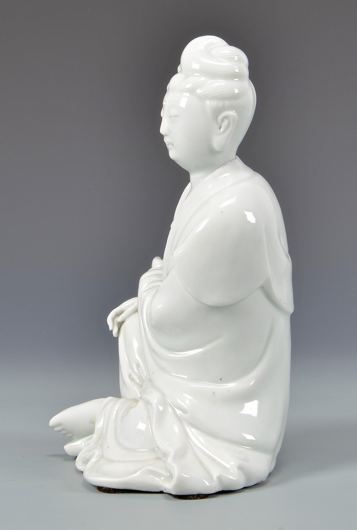 Lot 775: Chinese Blanc de Chine porcelain figure