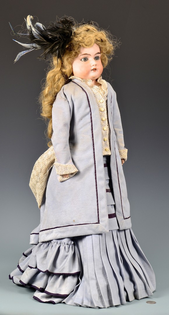 Lot 790: Kestner Character Doll, AM Duchess Doll (2)