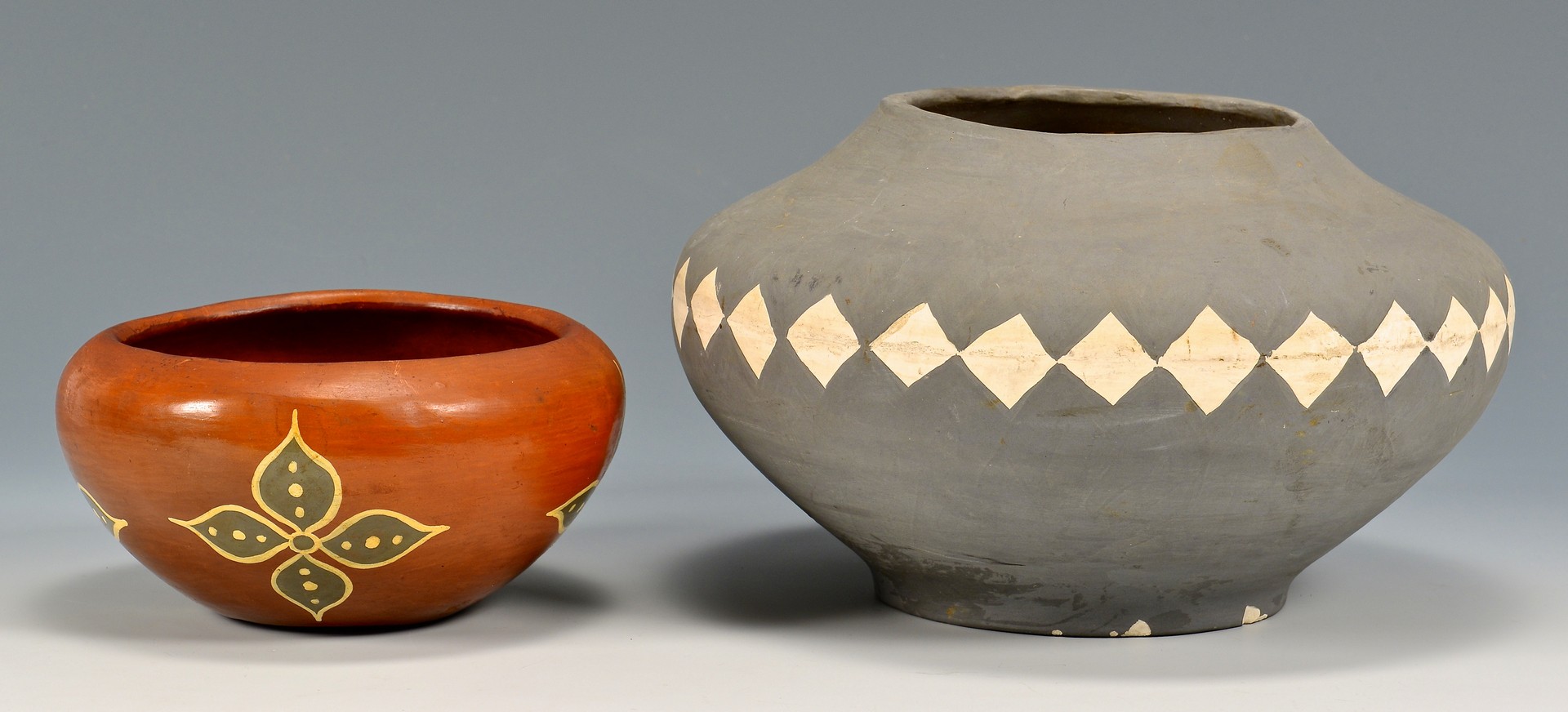 Lot 814: Southwestern Indian Pottery 10 pcs.