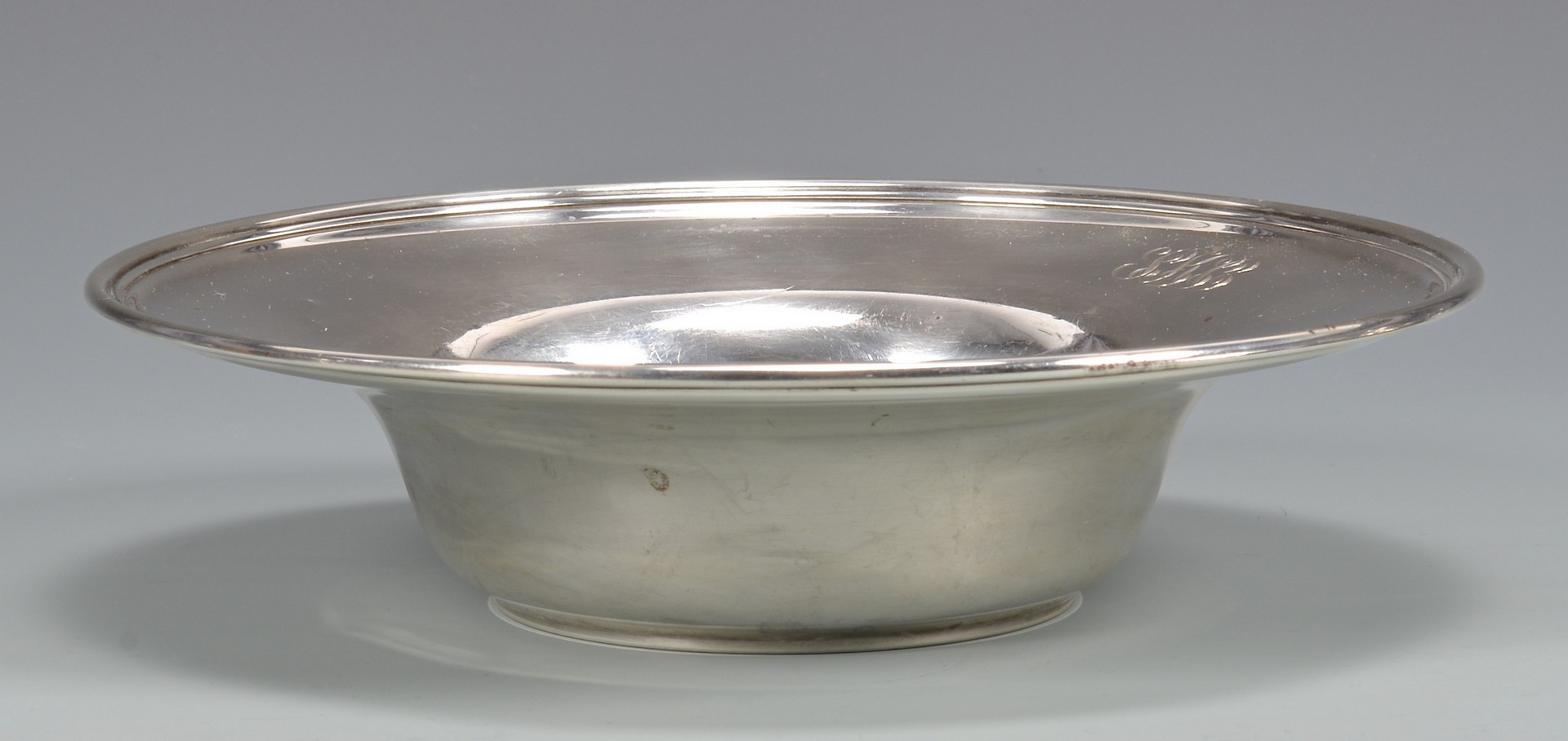 Lot 871: 7 pcs Sterling Hollowware inc. Plates, Bowls