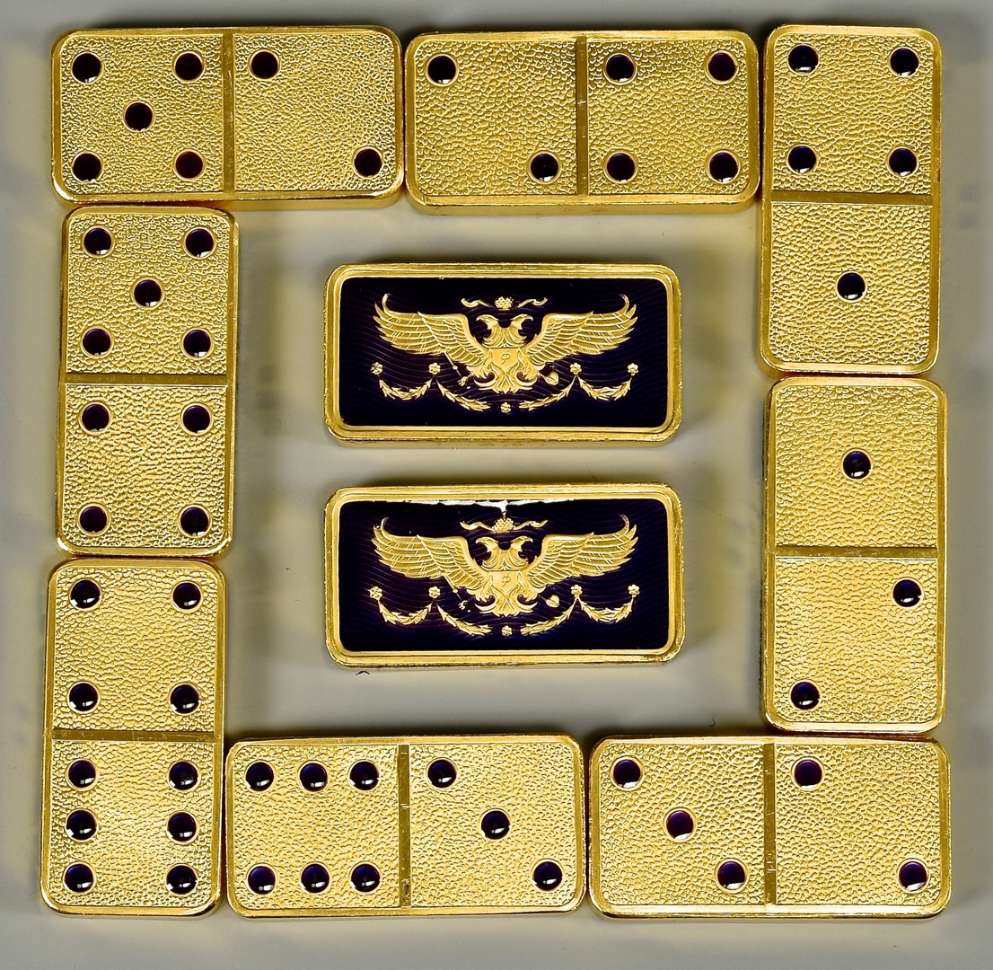 Lot 894: House of Faberge Imperial Dominos