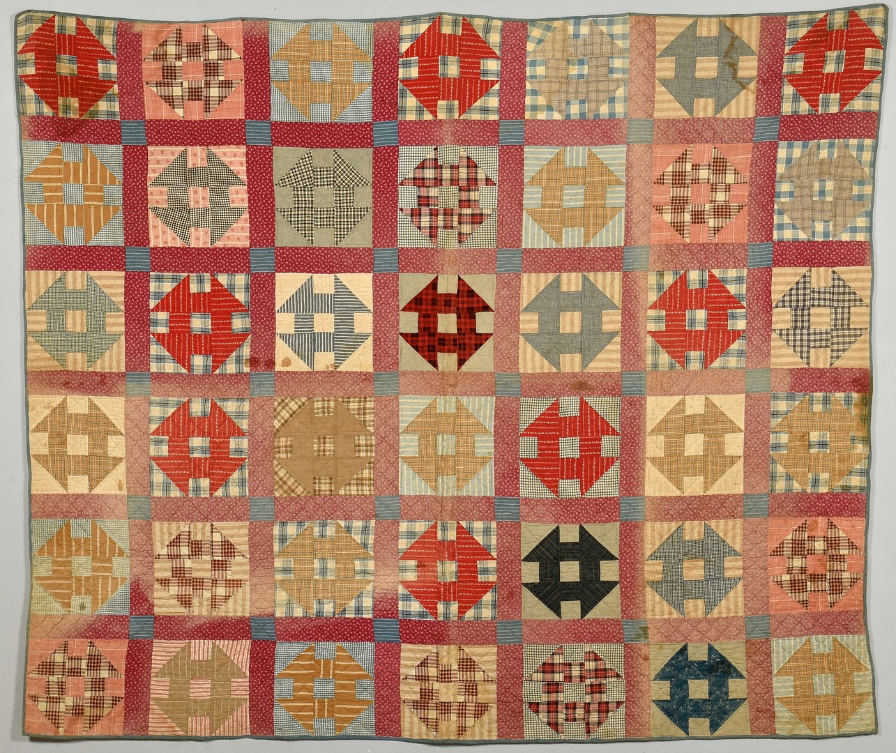 Lot 933: Group of 4 American quilts