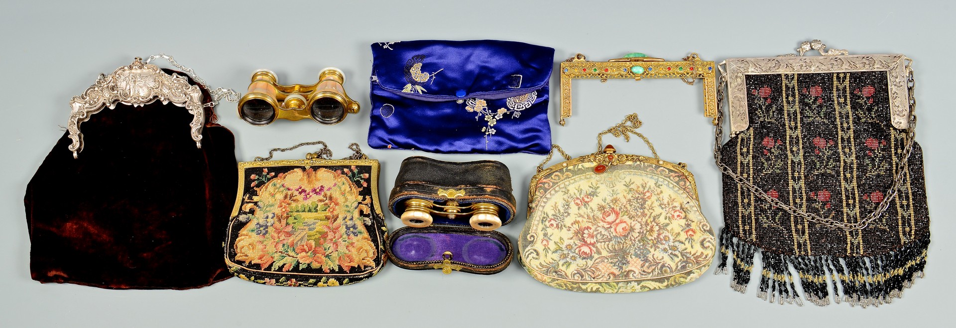 Lot 938: Group Victorian Ladies Items, 7 items