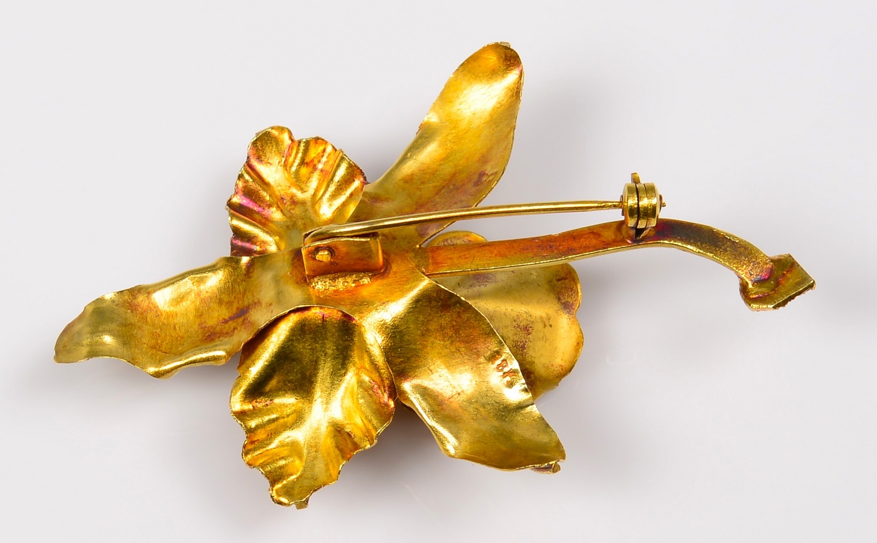 Lot 942: Group of 3 18K Orchid Brooches
