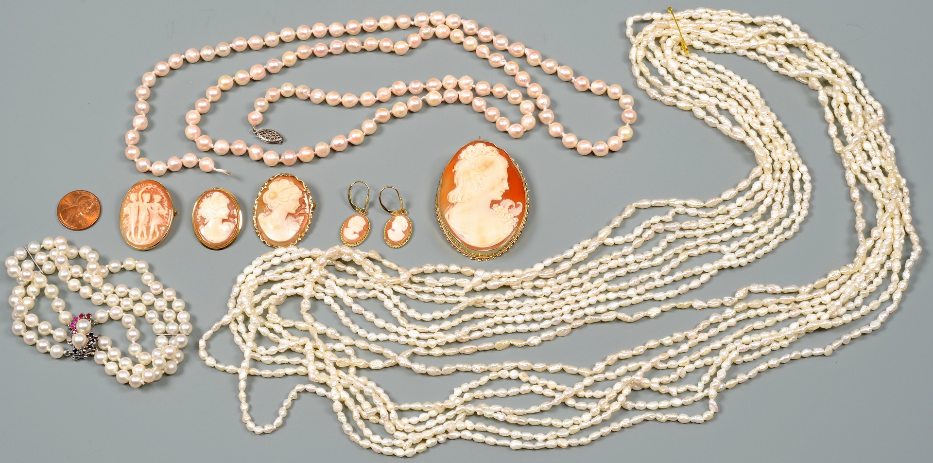 Lot 948: Group 14K Pearl and Cameo Jewelry