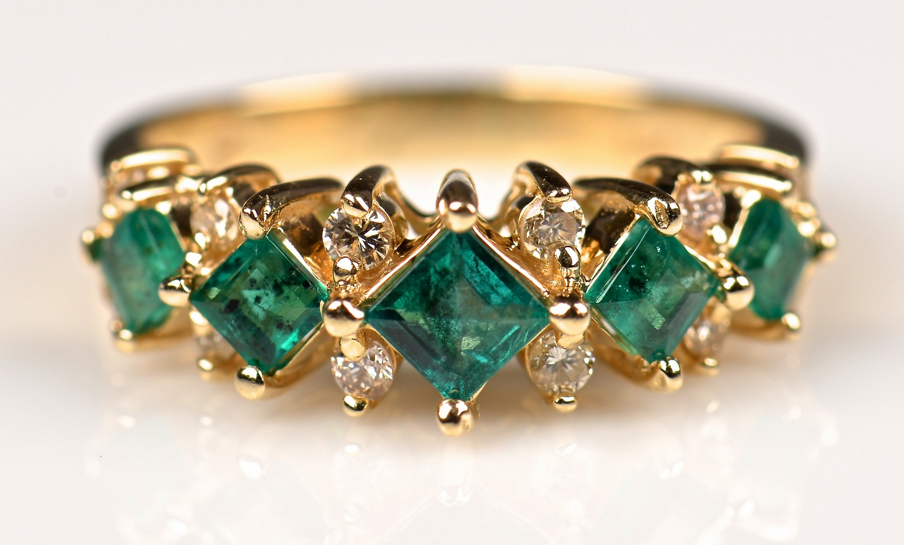 Lot 950: Emerald, Amethyst, Topaz Jewelry
