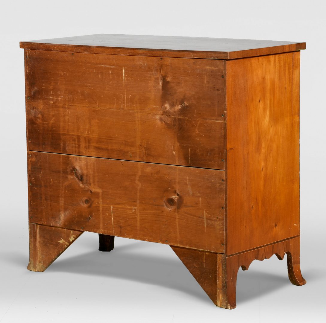 Lot 113: American Federal Bowfront Chest