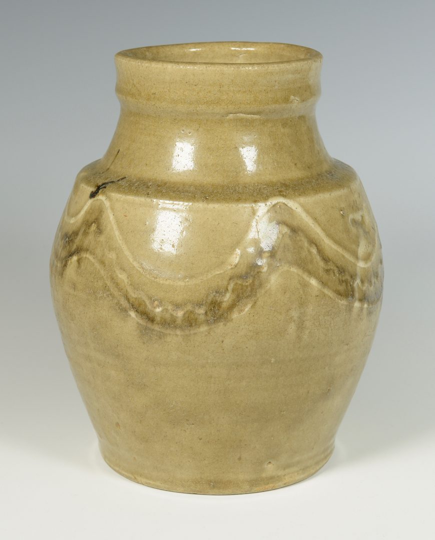 Lot 139: Edgefield South Carolina Decorated Jar