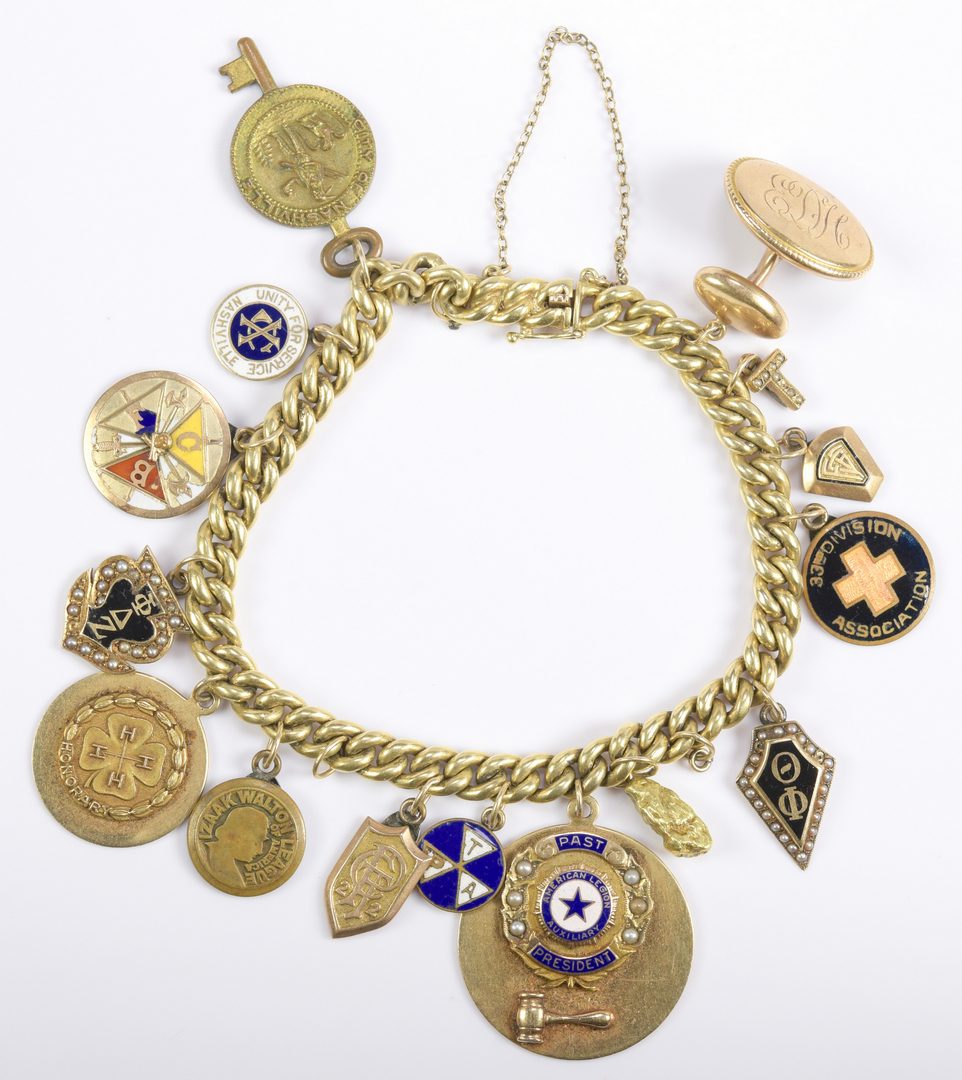 Lot 252: Ed Hicks Masonic Gold Charm 14K Bracelet