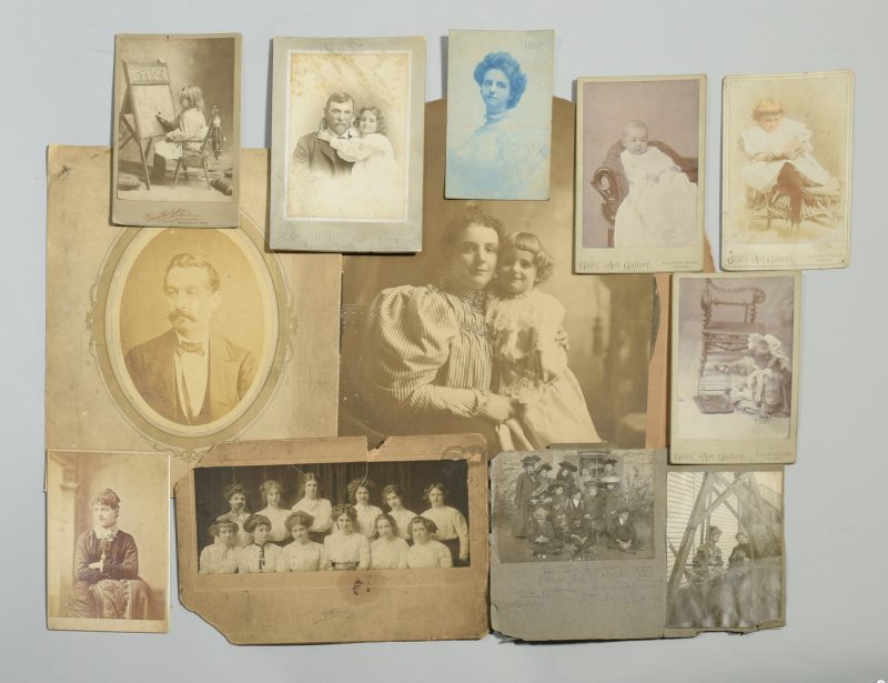 Lot 253: Giers Family photo and letter archive