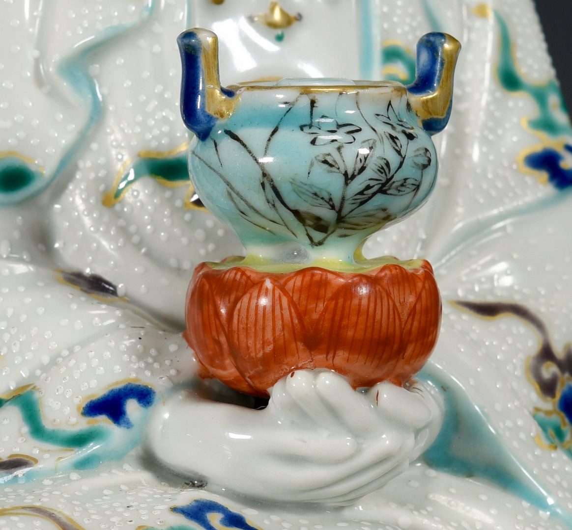 Lot 25: Chinese Porcelain Guan Yin Figure