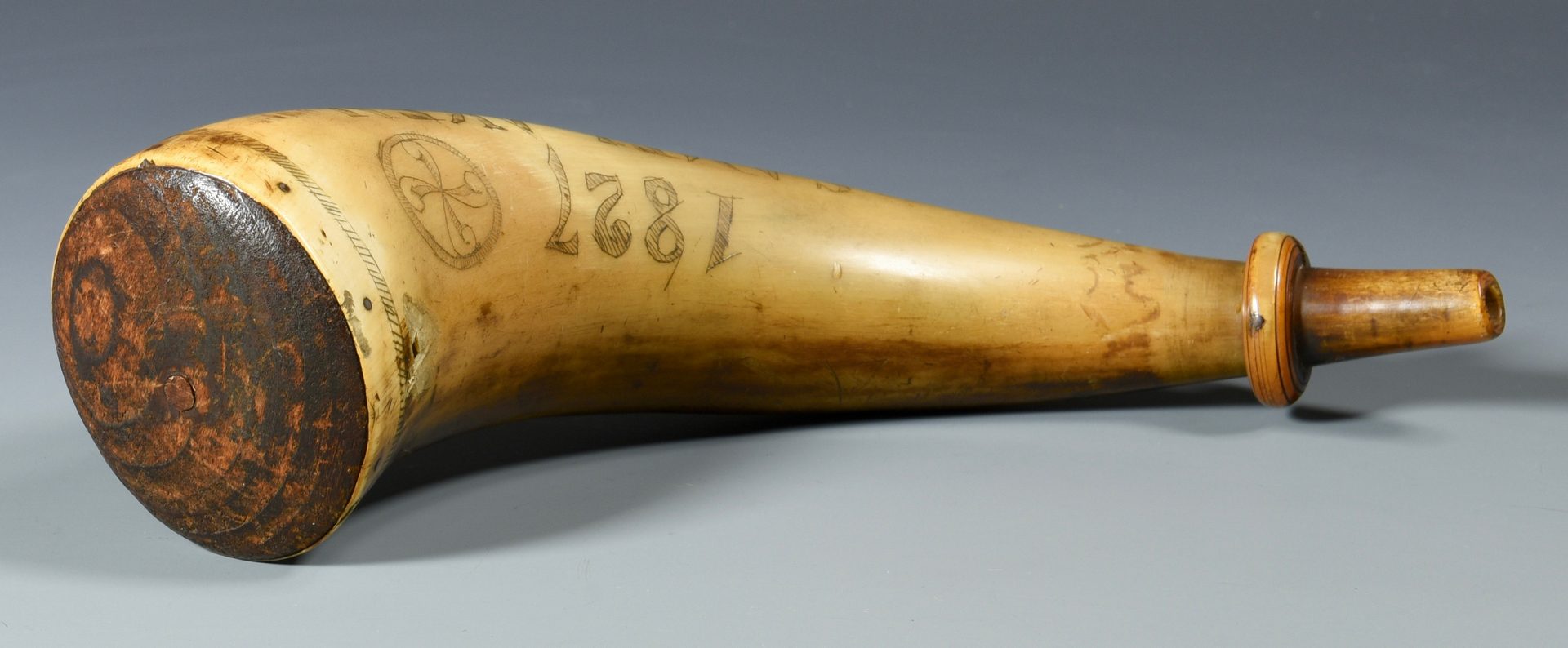 Lot 302: Signed & Dated TN Powder Horn