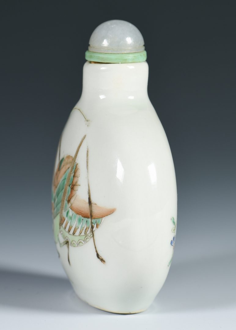 Lot 319: Chinese Famille Rose Porcelain Snuff Bottle