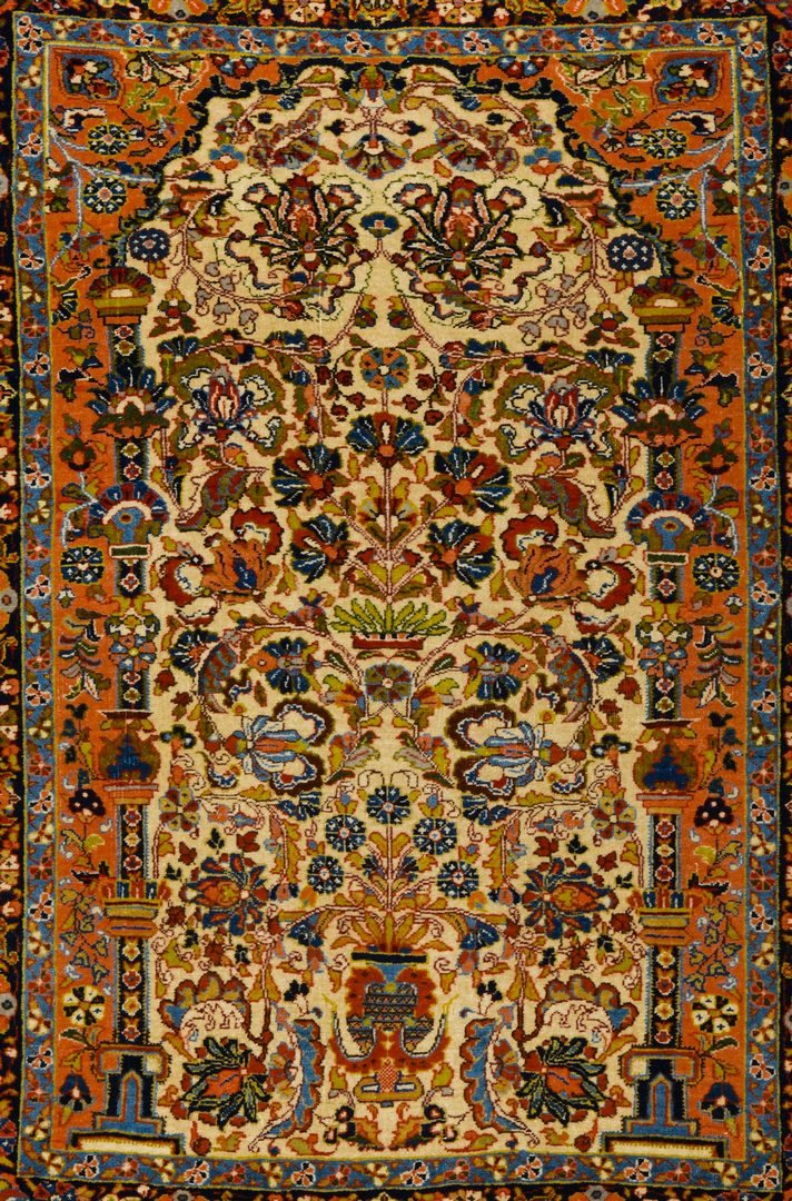 Lot 366: Antique Persian Sarouk Rug, 3'5" x 4'8"