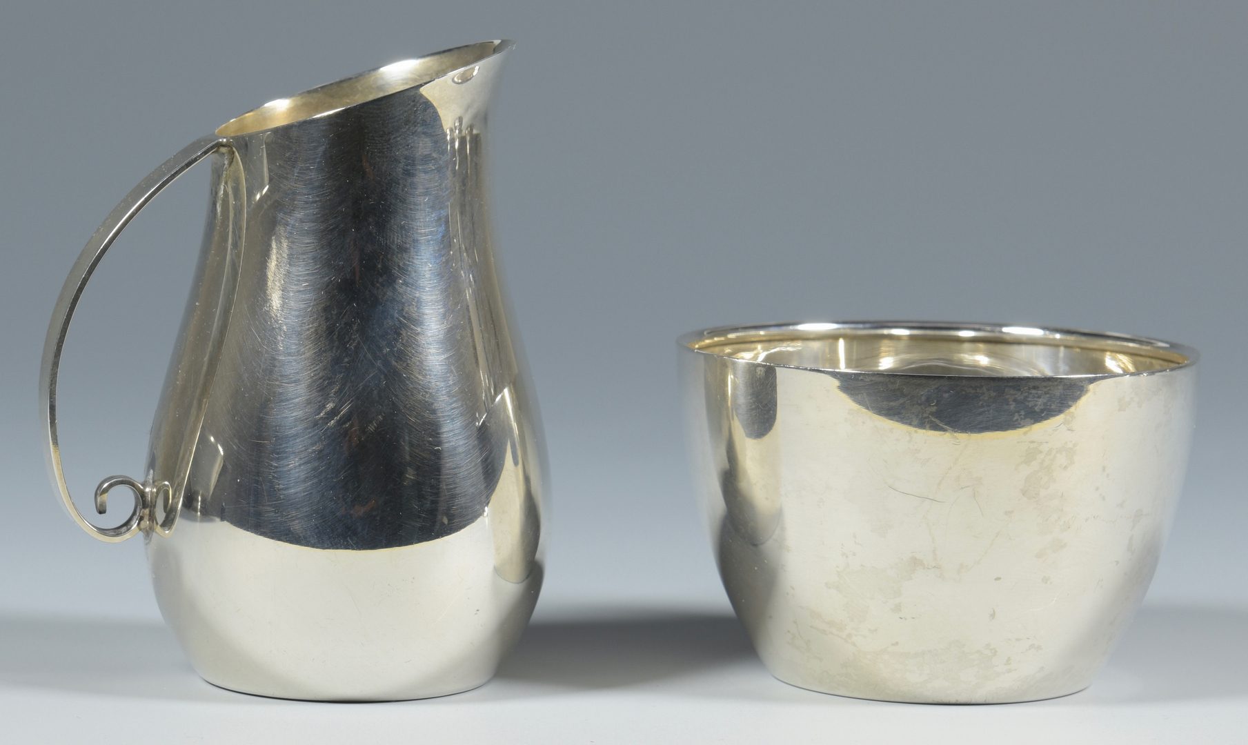 Lot 462: 7 Modernist Sterling Silver Items