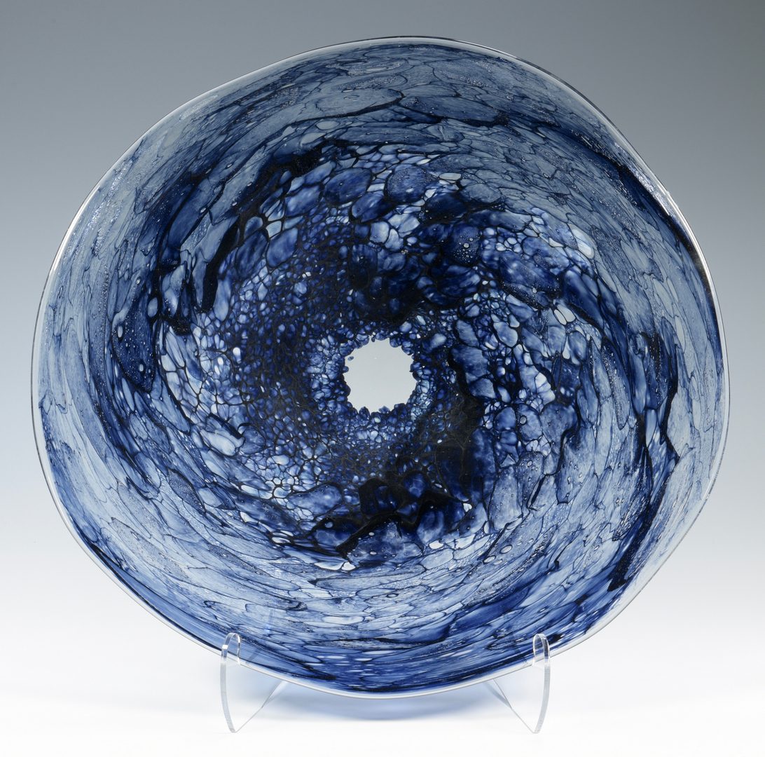 Lot 495: Art Glass Bowl