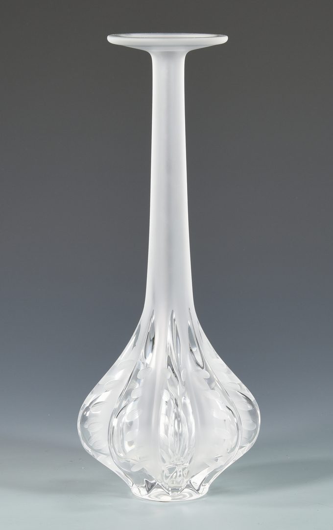 Lot 506: Lalique Vase & Marguerite Bowl
