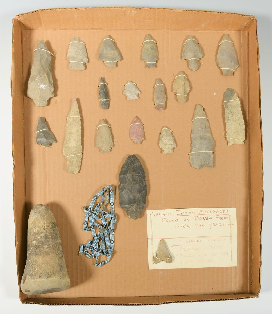Lot 624: Native American Stone Artifacts, Devon Farm