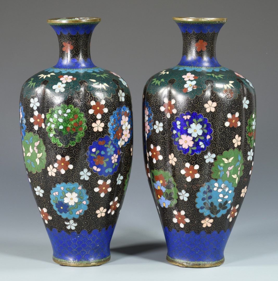 Lot 672: Pr. Asian Cloisonne Vases & Punchbowl