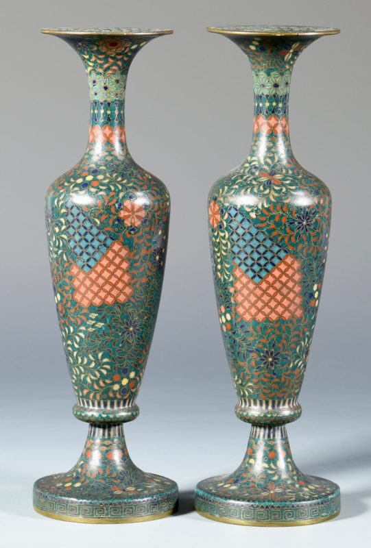 Lot 673: Pair of Japanese Cloisonne Vases