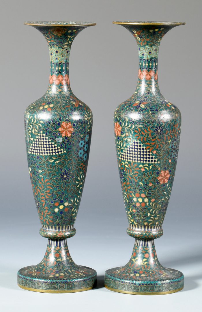 Lot 673: Pair of Japanese Cloisonne Vases