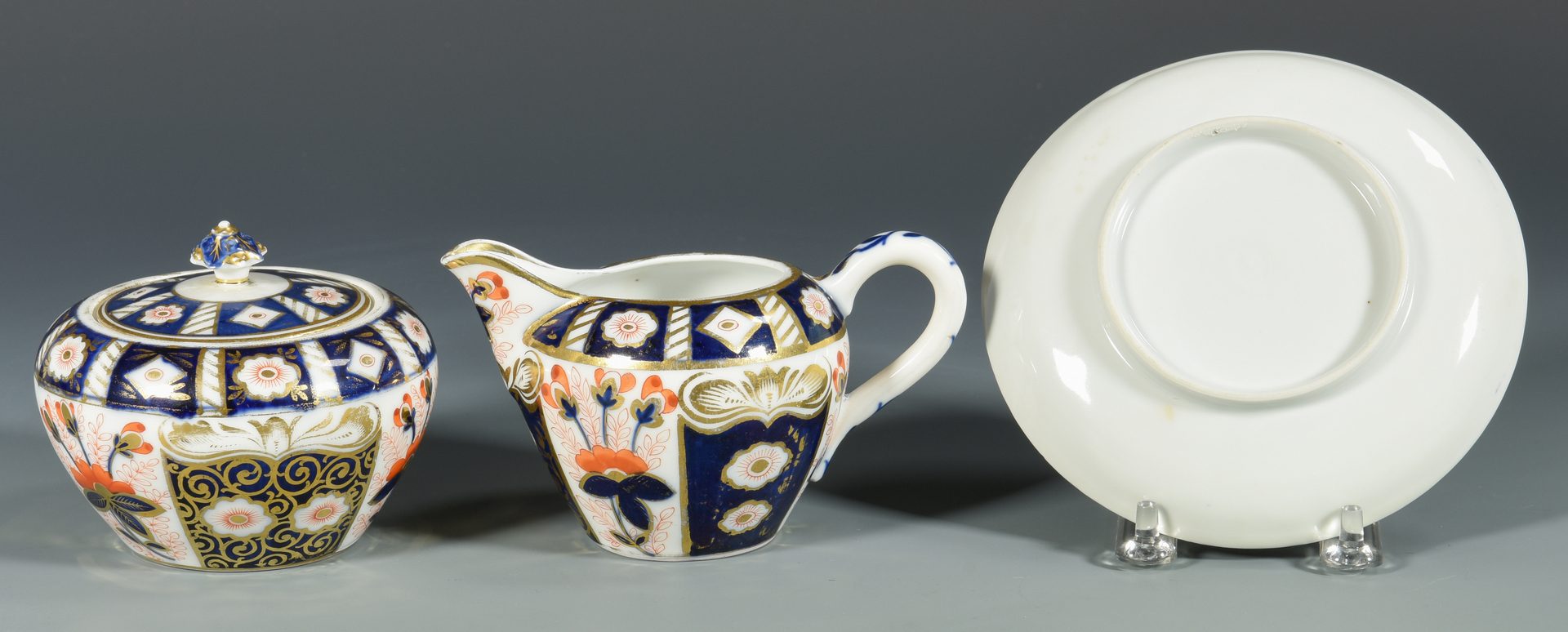 Lot 681: 13 pcs English Imari style Porcelain, 19th c.-early 20th c.