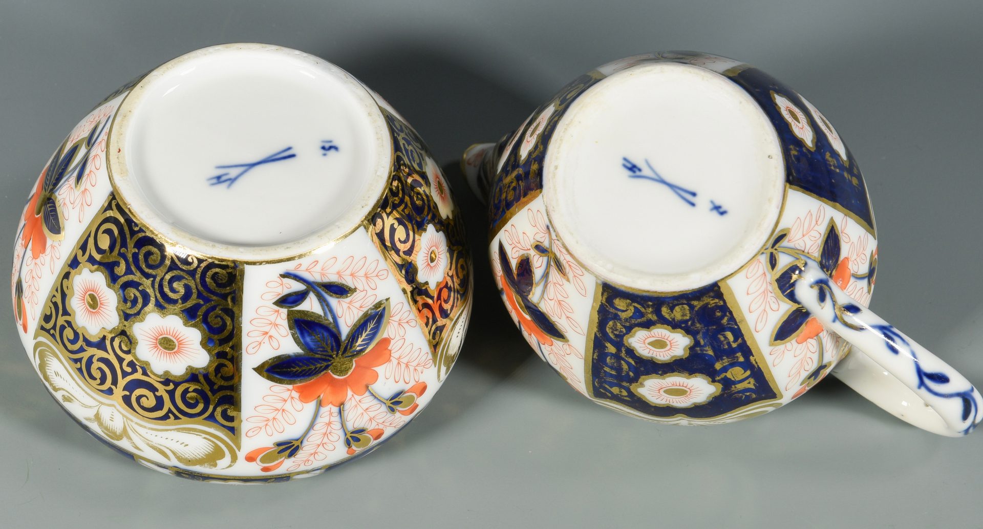 Lot 681: 13 pcs English Imari style Porcelain, 19th c.-early 20th c.