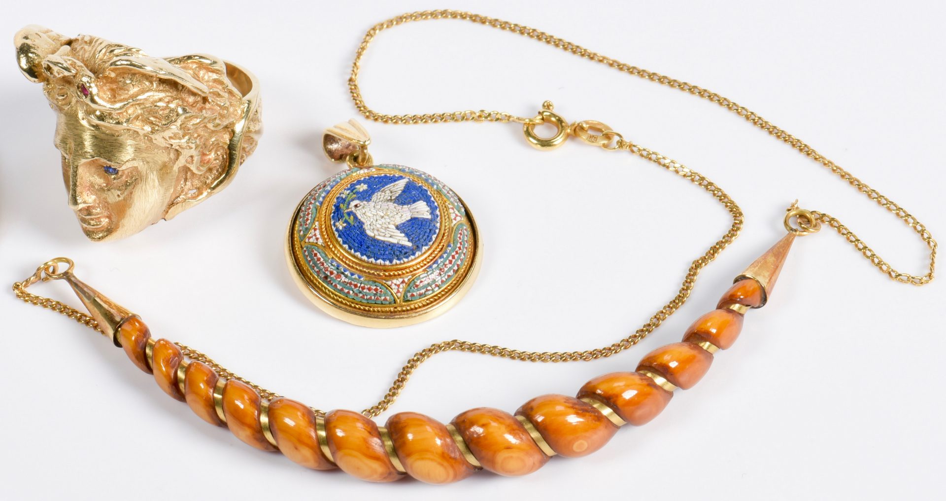 Lot 800: Italian Style Gold Ring and 2 Pendants