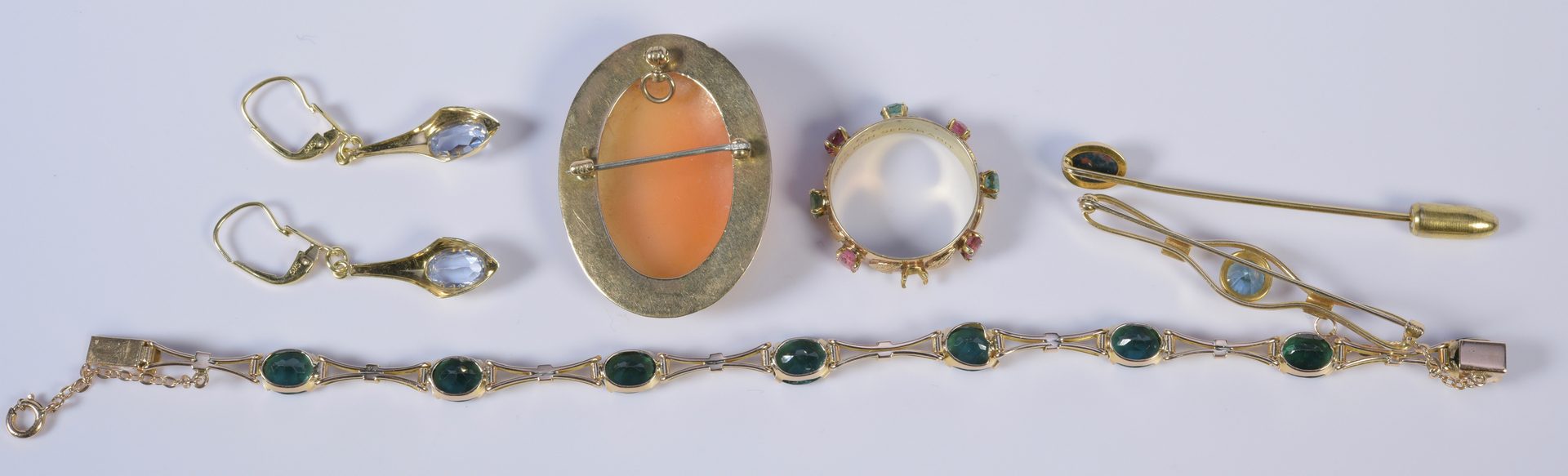 Lot 802: Group of Vintage Jewelry, 12 items
