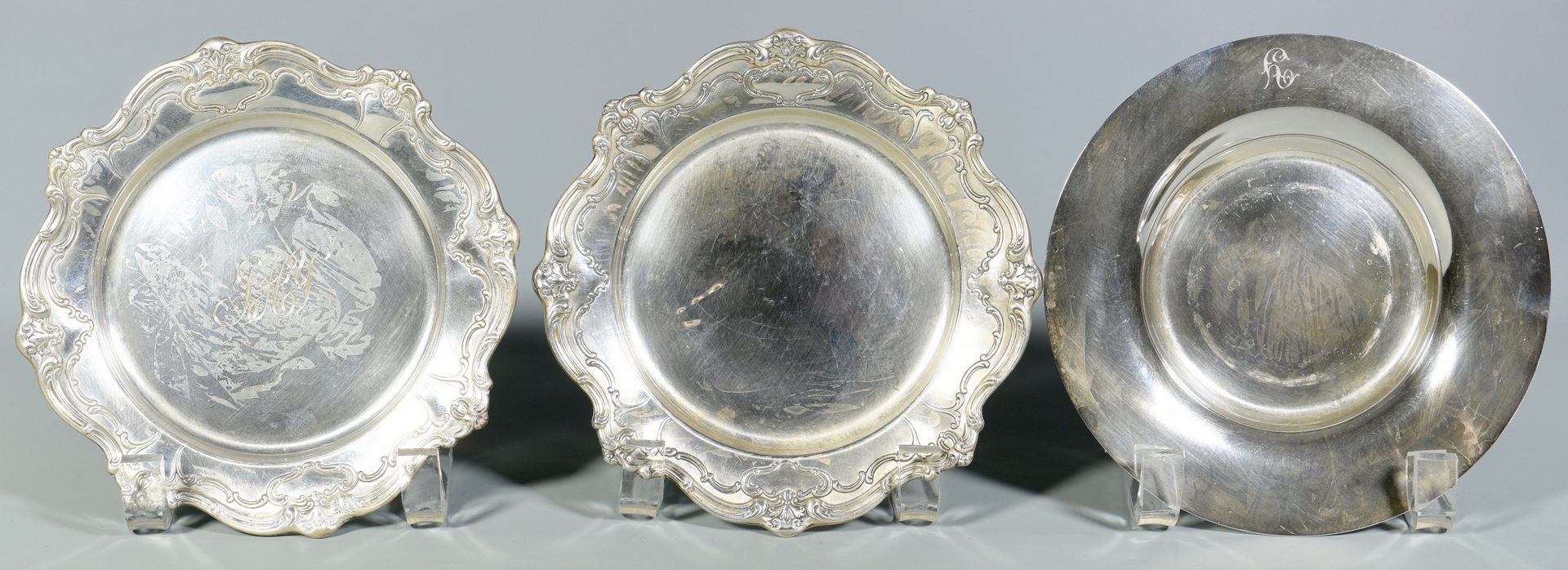 Lot 855: 13 assorted Sterling Plates and Trays