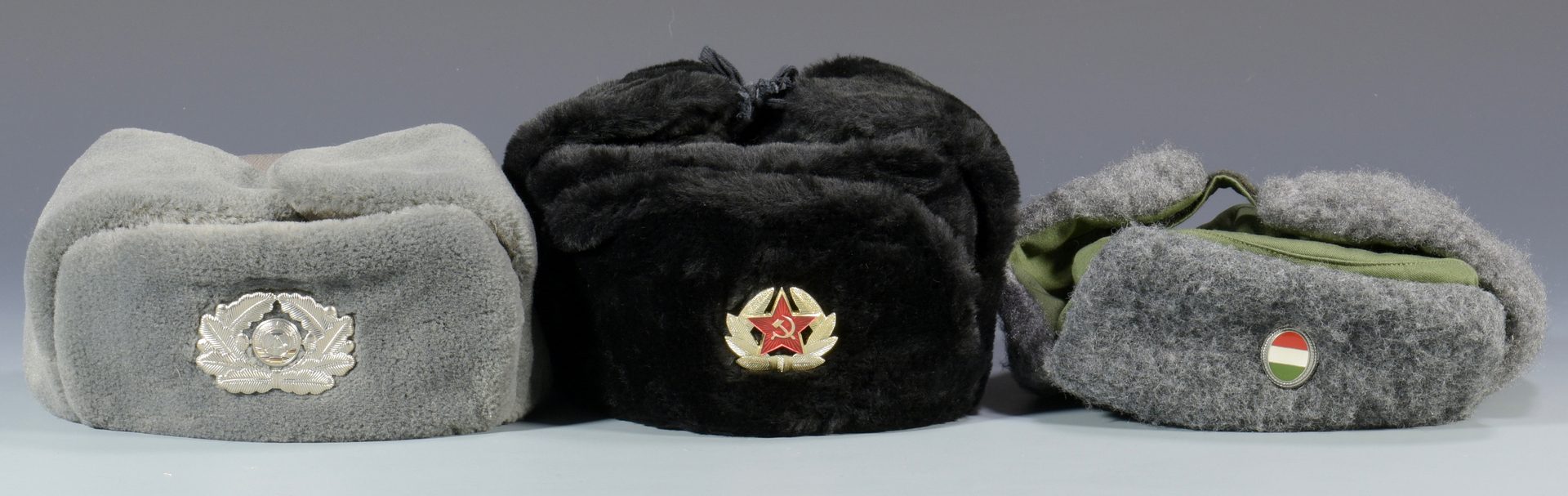 Lot 879: Armed Forces Cap Collection