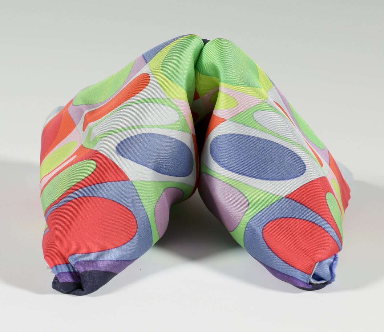 Lot 918: Signed Victor Vasarely Silk Scarf