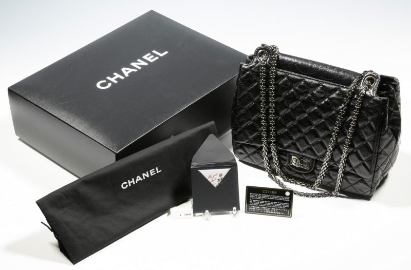 Lot 919: Chanel Classic Bag w/Flap, silver toned